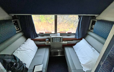 Amtrak Superliner roomette