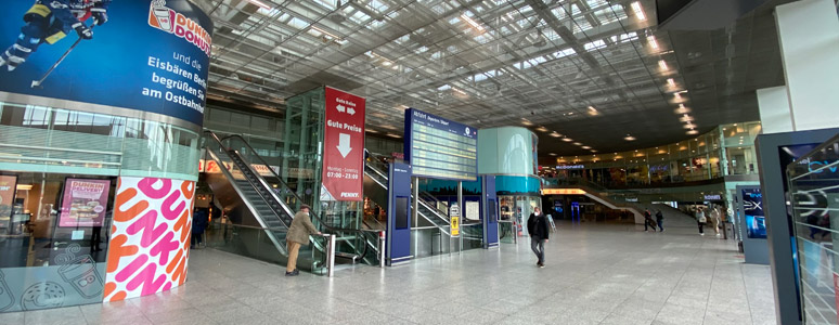 Berlin Ostbahnhof main hall