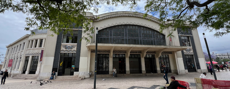 Lisbon Cais du Sodre station