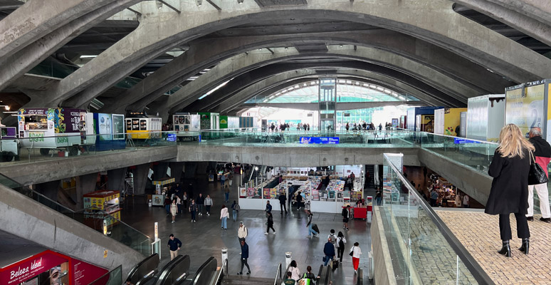 Lisbon Oriente station main hall