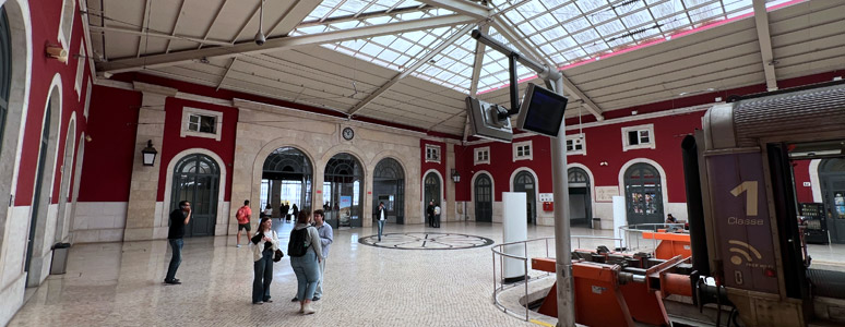 Lisbon Santa Apolonia trainshed