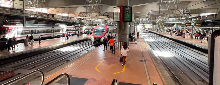 Madrid Atocha Cercanias concourse & ticket gates