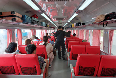 2nd class seats on train 133/134 Bangkok-Vientiane