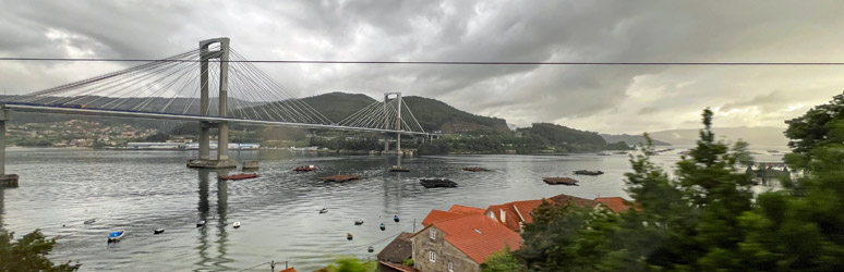 Ponte de Rande, seen from the train